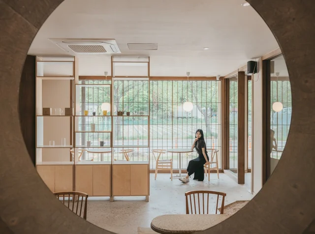 K-Content Mood Decor