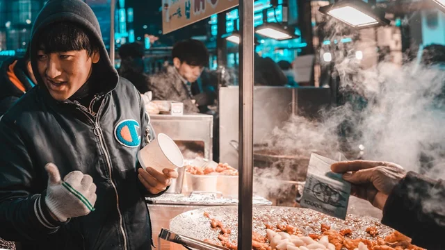 한국 식재료 및 밀키트 K-팝 입문자를 위한 한국 아이돌 문화와 음악 산업 가이드